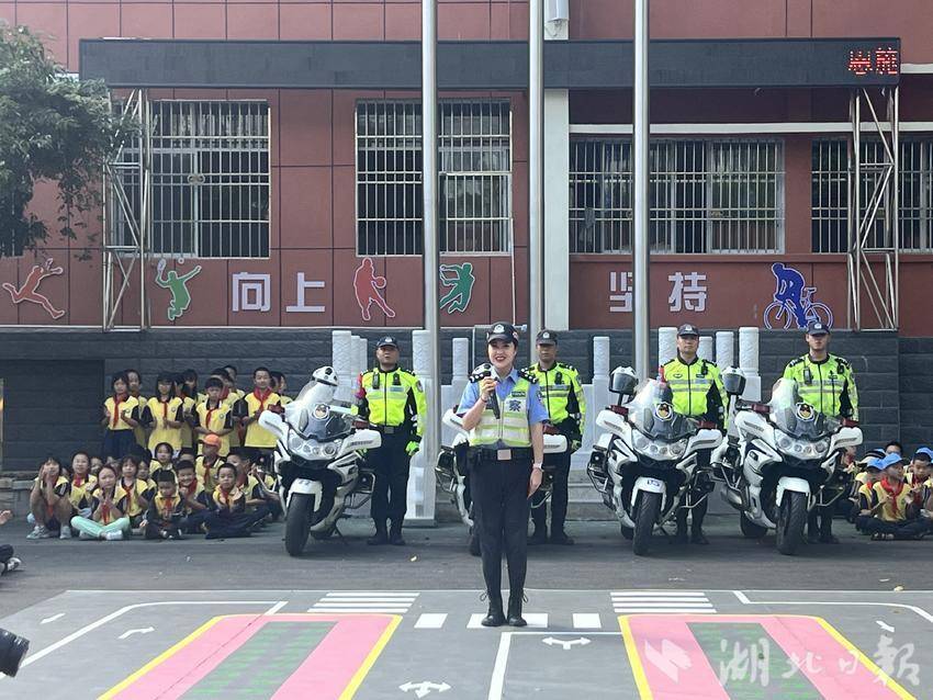 大满贯老虎机视频